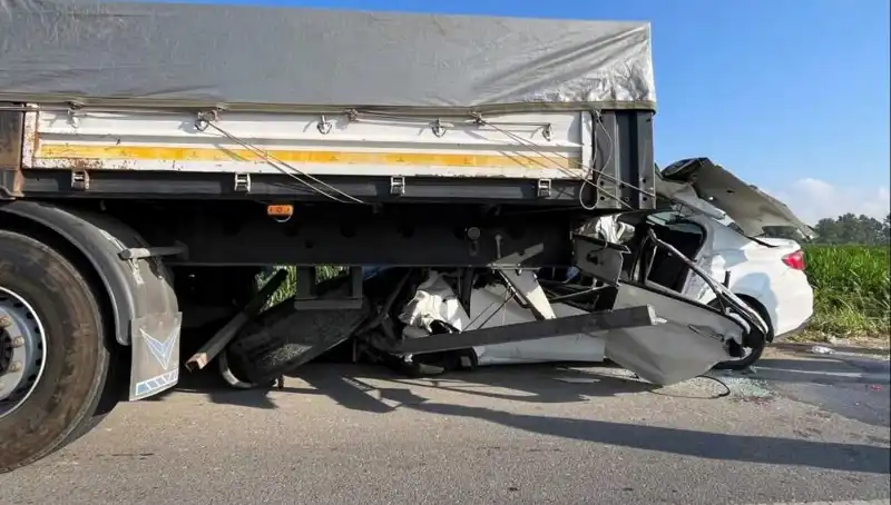 Sakarya'da Feci Kaza: Bir Kişi Hayatını Kaybetti