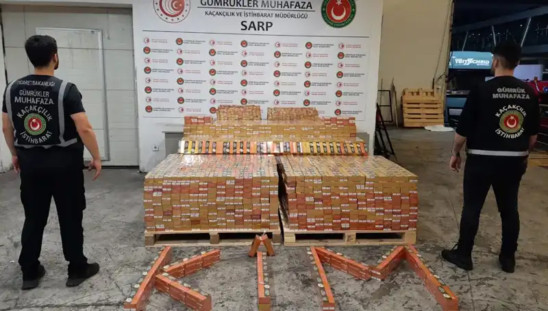 Atvin’de Gümrük Kaçağı 27 Bin Paket Elektronik Sigara Kartuşu Ele Geçirildi
