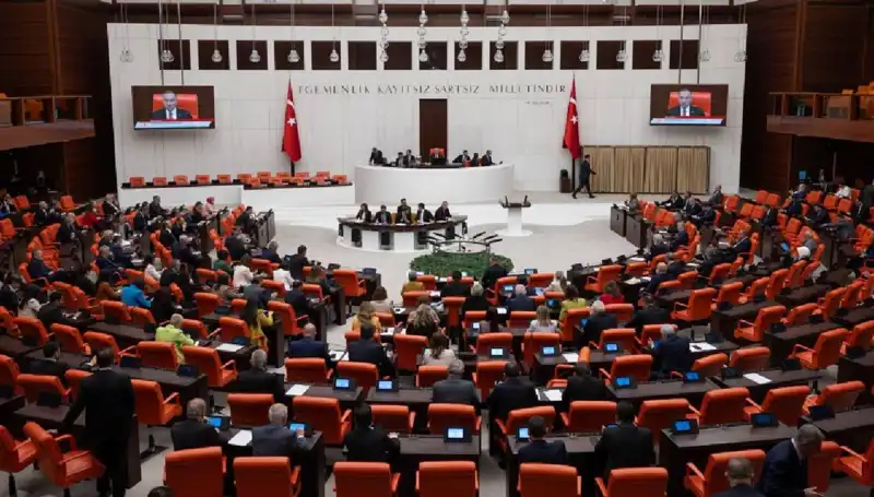 Türkiye'de 10. Yargı Paketi Meclis'te Kabul Edildi: Değişim Rüzgarları Esiyor
