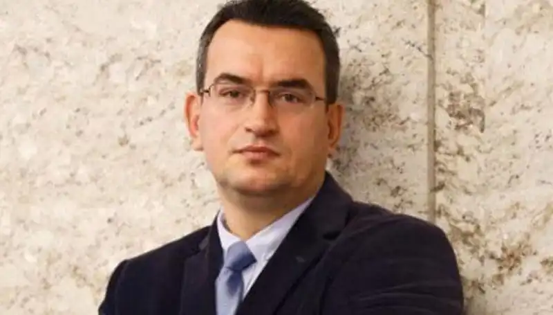 Metin Gürcan Kimdir? DEVA Partisi'nin Dikkat Çeken İsimlerinden Biri