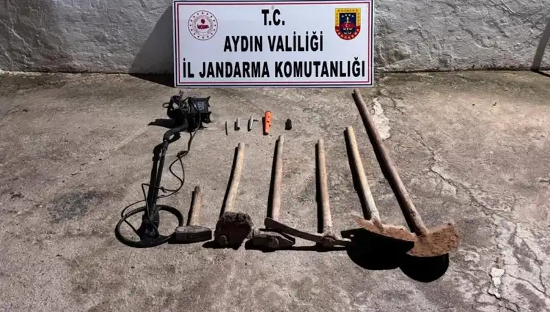 Aydın'da Kaçak Kazıya Suçüstü: İki Şahıs Gözaltına Alındı!