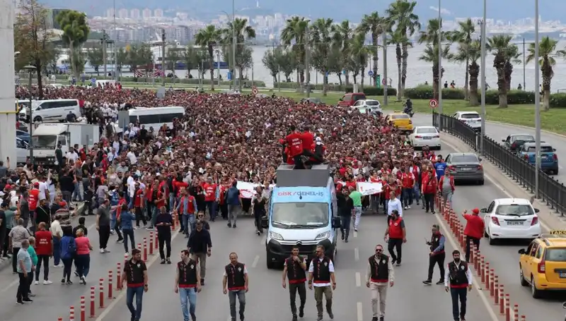İzmir'de Grev: 4. Günde Patlayan Tansiyon ve Beklentiler