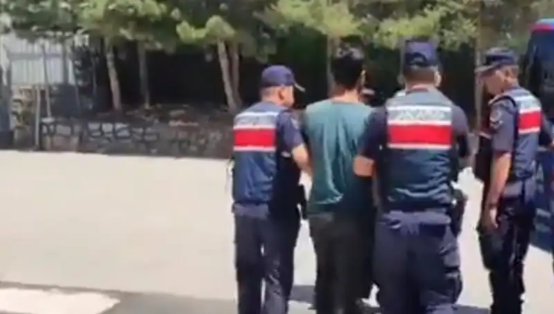 Türkiye'de DAEŞ'e Yönelik Dev Operasyon: 26 Kişi Gözaltına Alındı