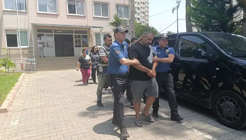 Adana’da Dolandırıcılık Skandalı: Dört Kişi Tutuklandı, Yeni Teknikler Kullanıldı