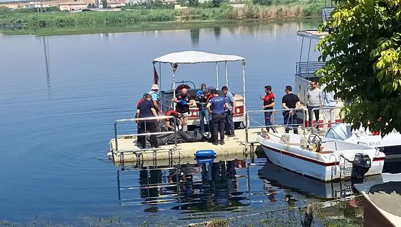 Fırat Nehri'nde Gizemli Bir Erkek Cesedi Bulundu: Olayın Ayrıntıları Neler?