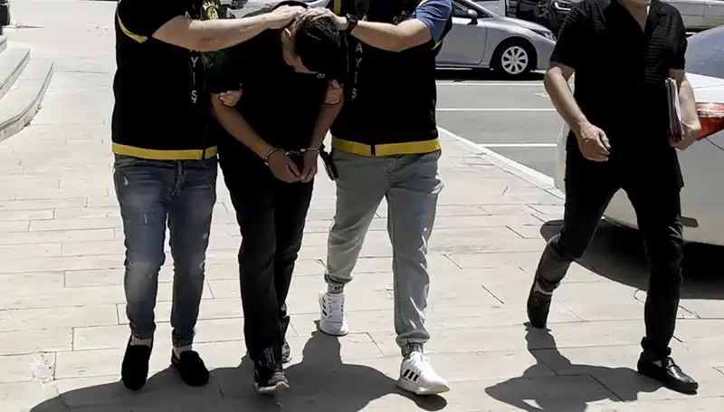 Mezarlıkta Hırsızlık Anında Suçüstü: Polis Ekipleri Hızla Müdahale Etti