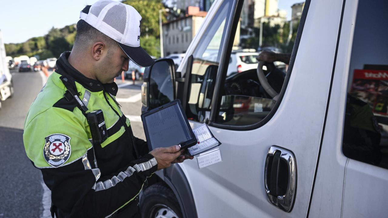 Okul Servislerine Sıkı Denetim: Binlerce Araç Kontrol Edildi