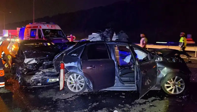Tem Otoyolu'nda Zincirleme Kaza! 7 Yaralı, Büyük Gerginlik Yaşandı