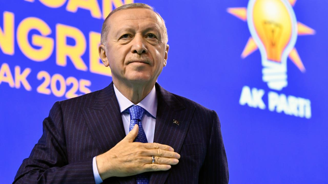 AK Parti Genel Başkanı Recep Tayyip Erdoğan liderliğinde büyük kongre gerçekleştirildi