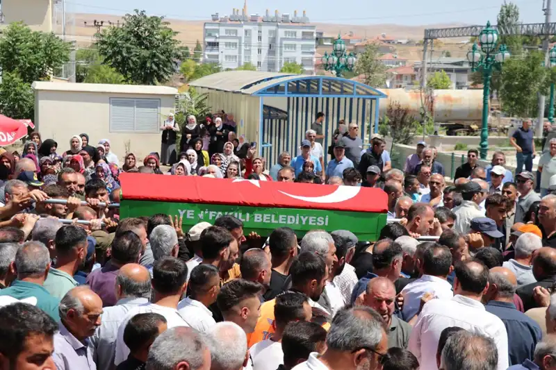 MHP’li Belediye Başkanı, Son Yolculuğuna Uğurlandı: Şehirde Derin Üzüntü