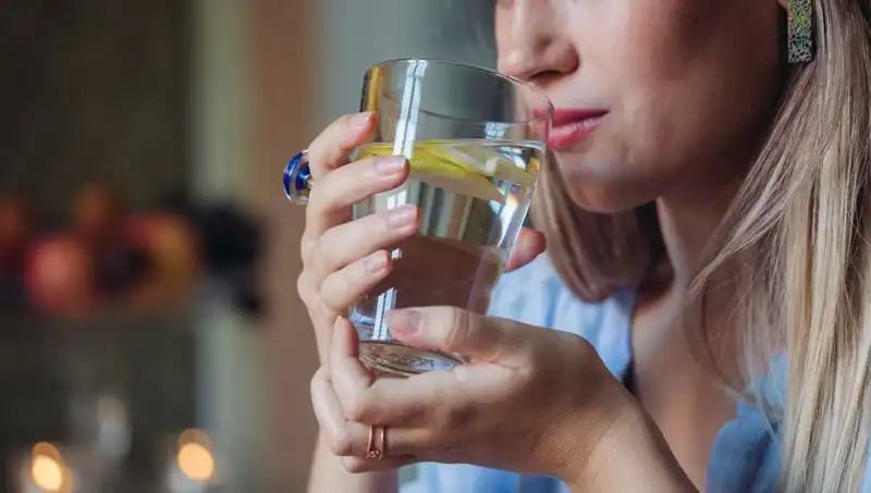 Harvardlı Uzmanın Limonlu Su ile İlgili Şaşırtan Açıklamaları