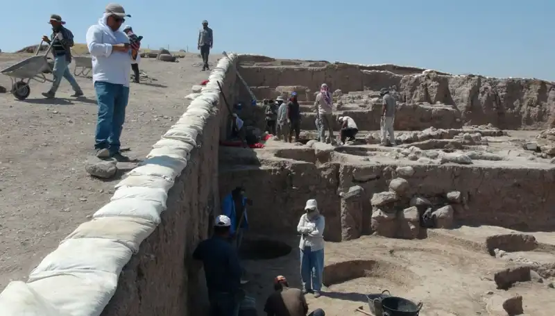 Kilis'teki Oylum Höyük Kazıları: Sıcak Havalara Rağmen Üzerine Heyecan Verici Yeni Keşifler