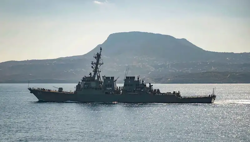 ABD, Yunanistan’ın Donanma Üssünü Askeri Kaleye Dönüştürüyor!