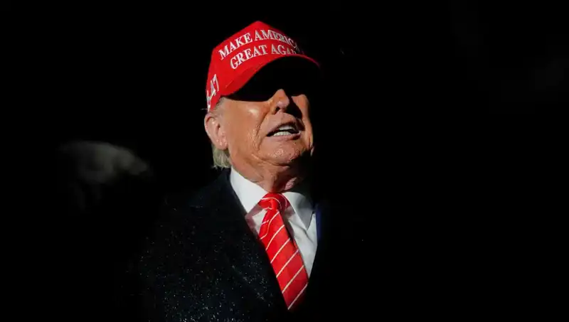 Yüksek Mahkeme'den Trump'a Sürpriz Yetki: Göçmenlerin Yasal Statüsü Tehlikede!