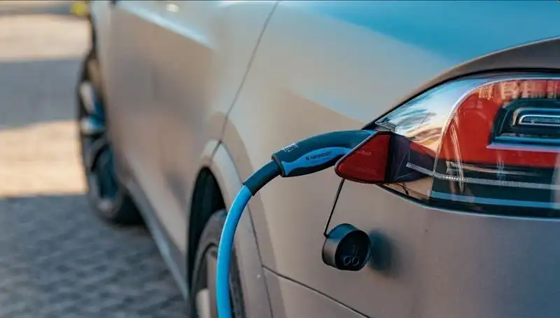 Elektrikli Araç Alımında Düşüş: Sebepleri ve Geleceği Üzerine Bir Değerlendirme
